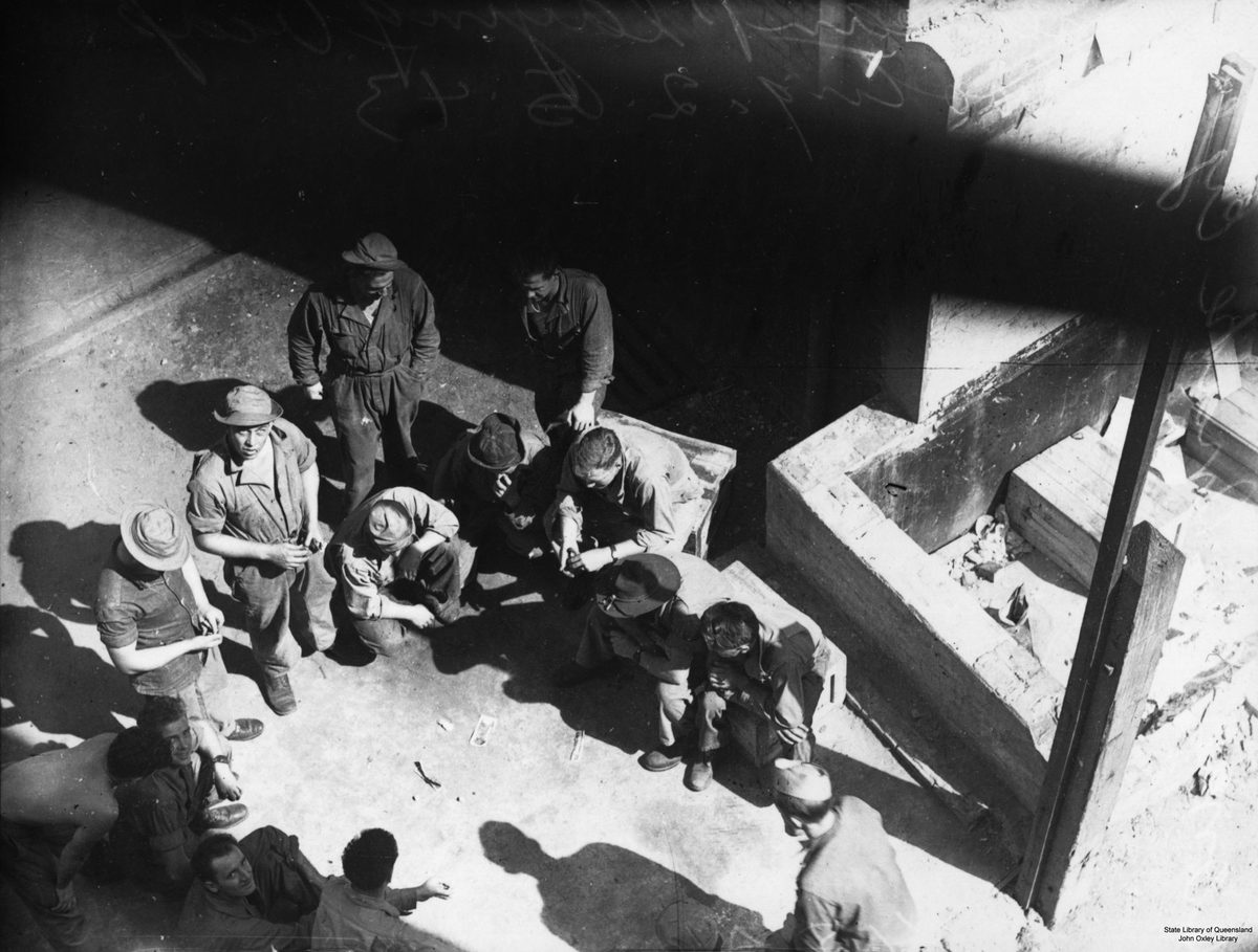 American soldiers gambling in Brisbane, 1943