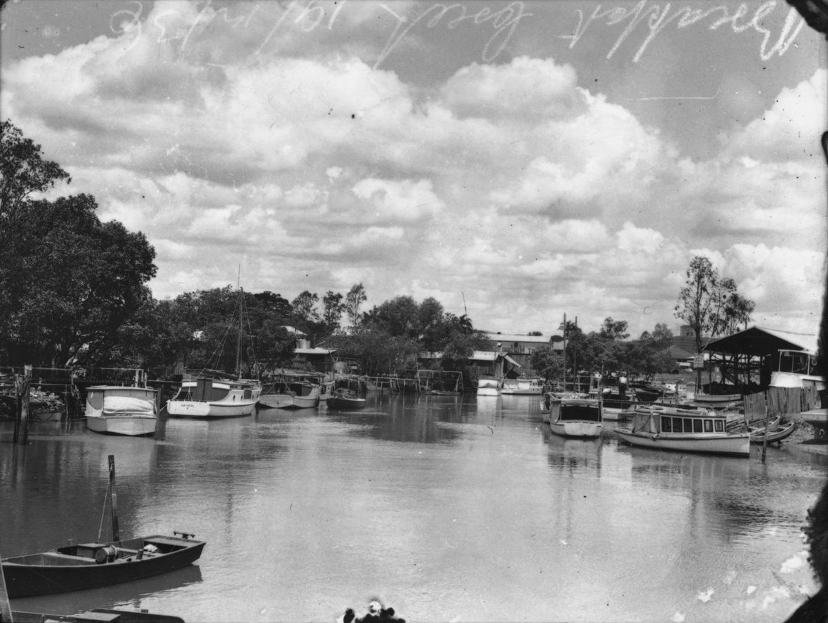 Boats on Breakfast Creek, 1936