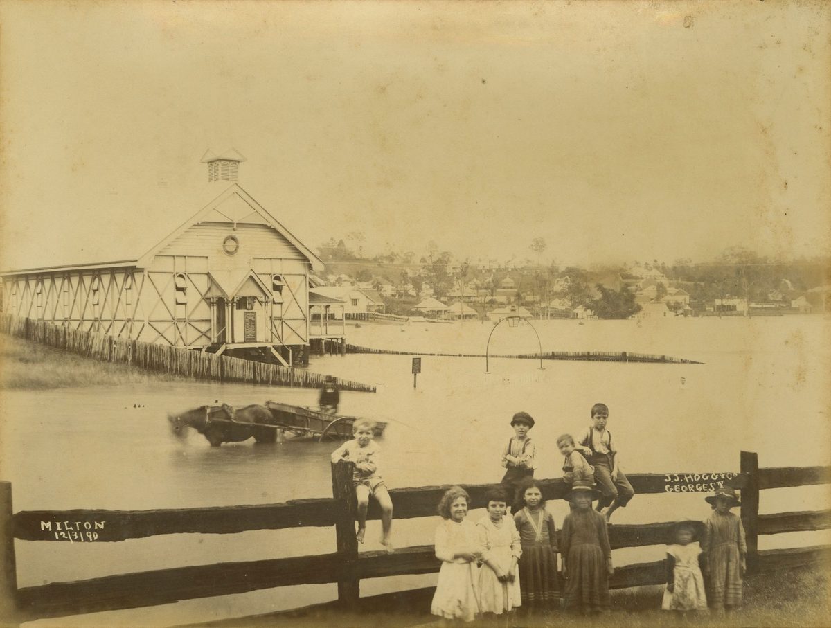 Floodwaters at Milton, 1890