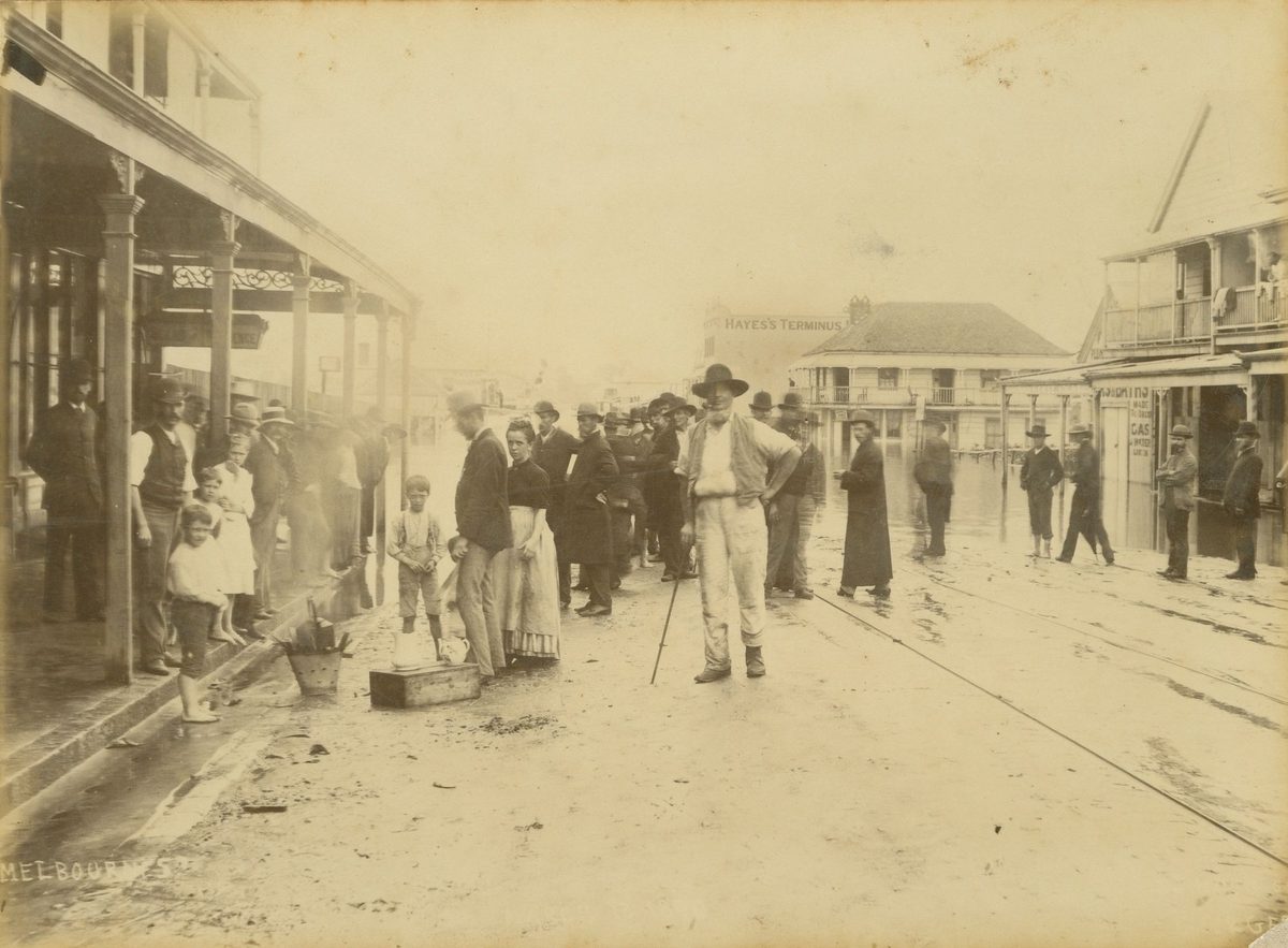 Scene in flooded Melbourne Street, South Brisbane, 1890