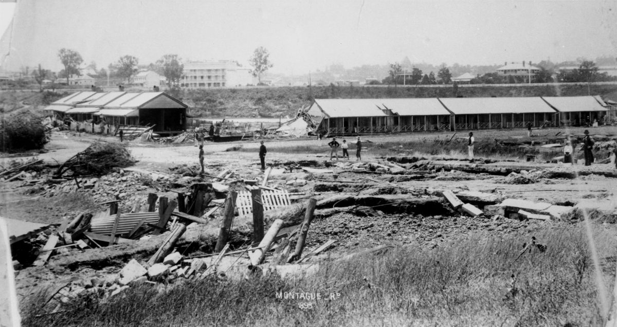 Flood damage on Montague Road, South Brisbane, 1893