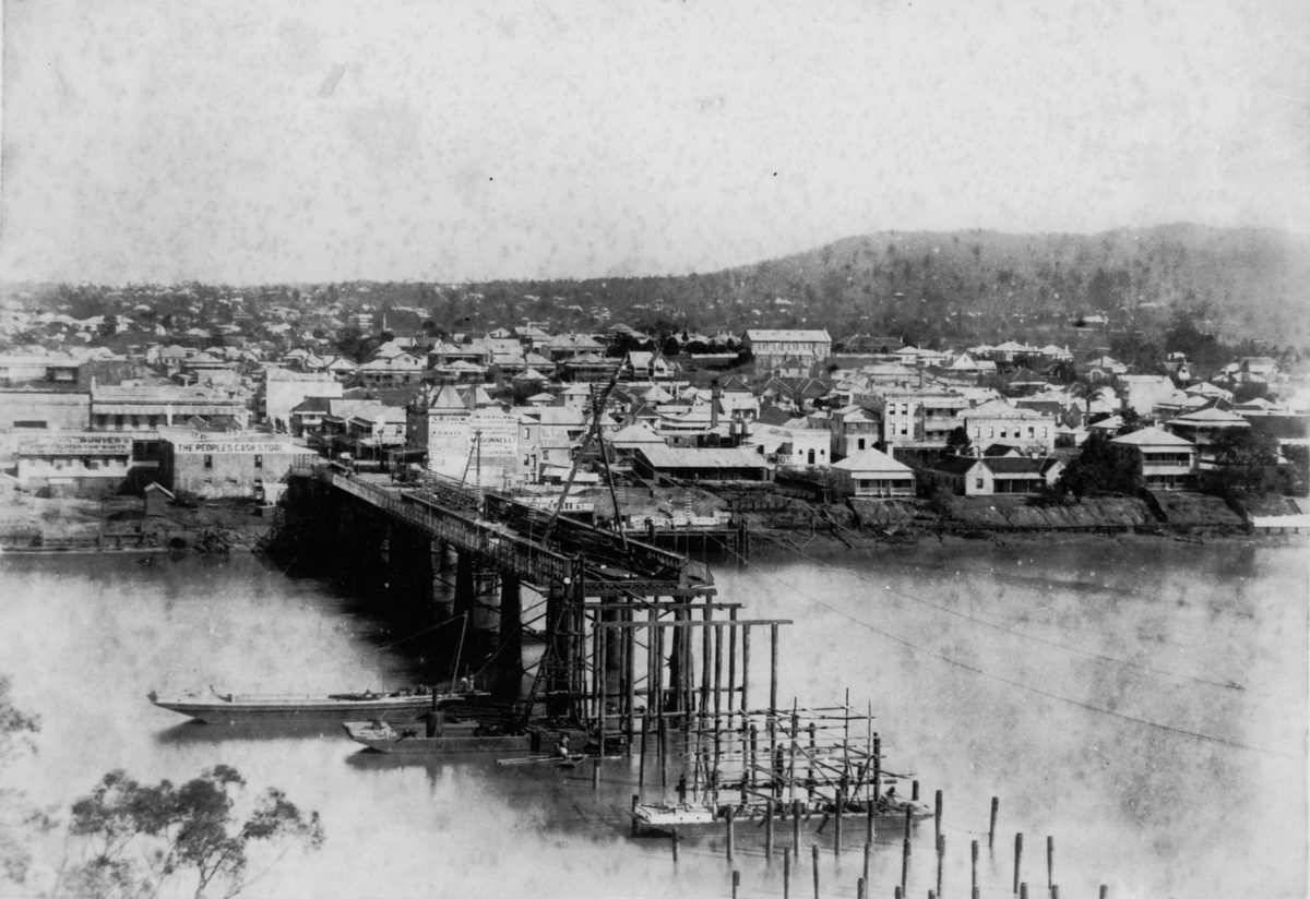 Victoria Bridge under construction, Brisbane, 1893