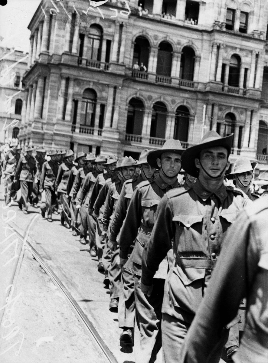 Infantry procession in Queen Street Brisbane, December 1939