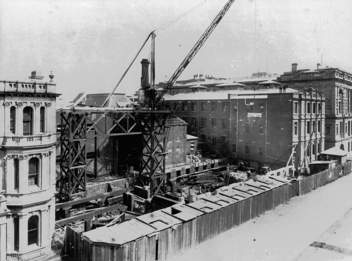 Government Printing Office under construction, Brisbane, 1910