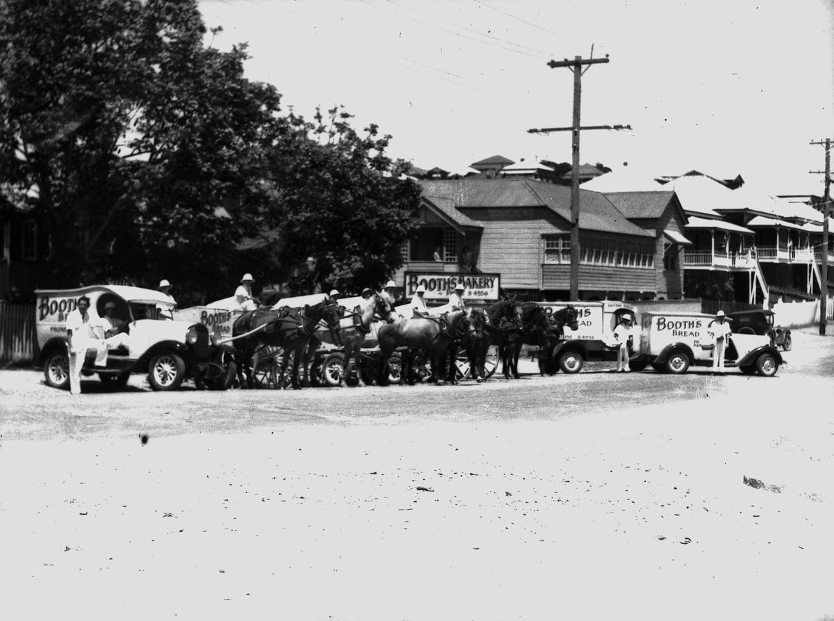 Delivery vans and workers in front of Booth's Oval Bakery, Kelvin Grove, Brisbane, 1937