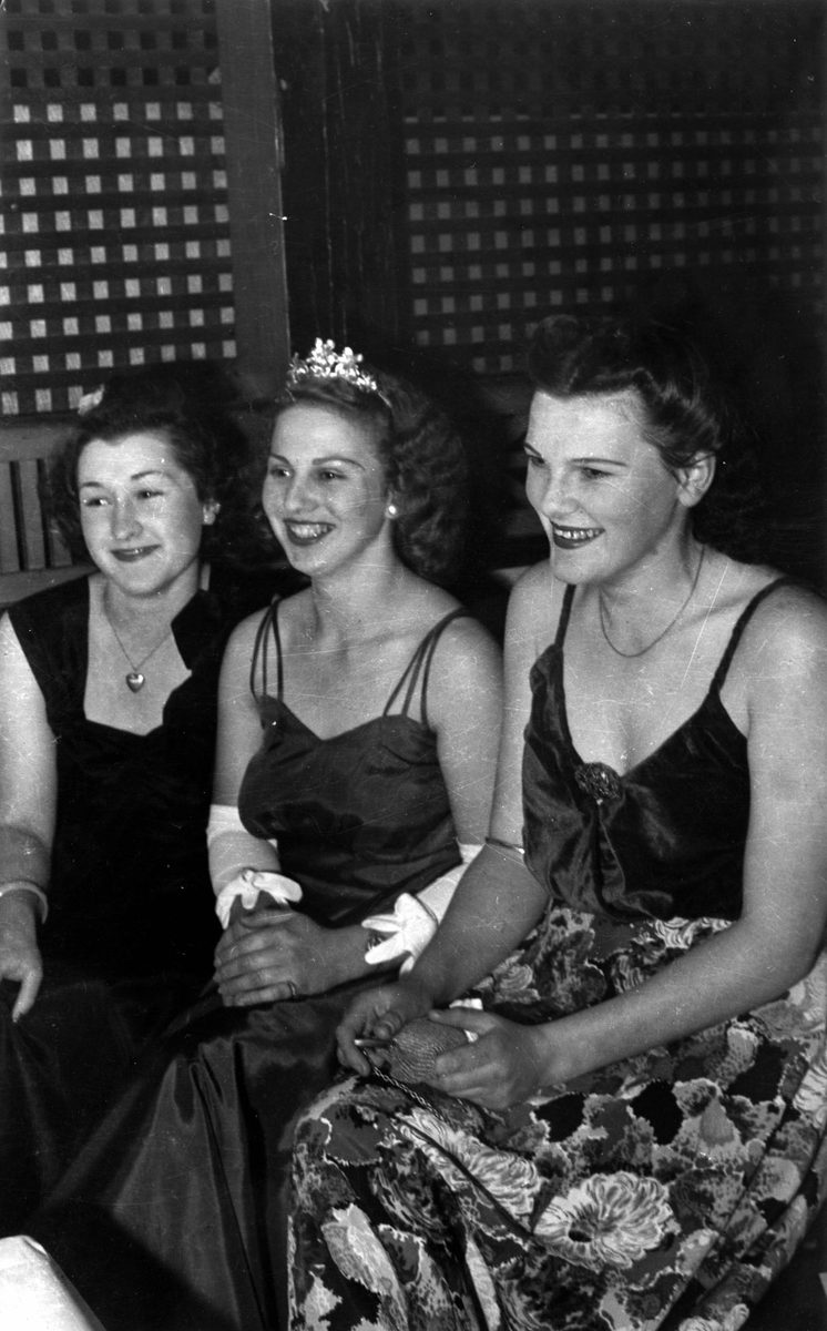 Annual ball of the Commercial Traveller's Association,1940