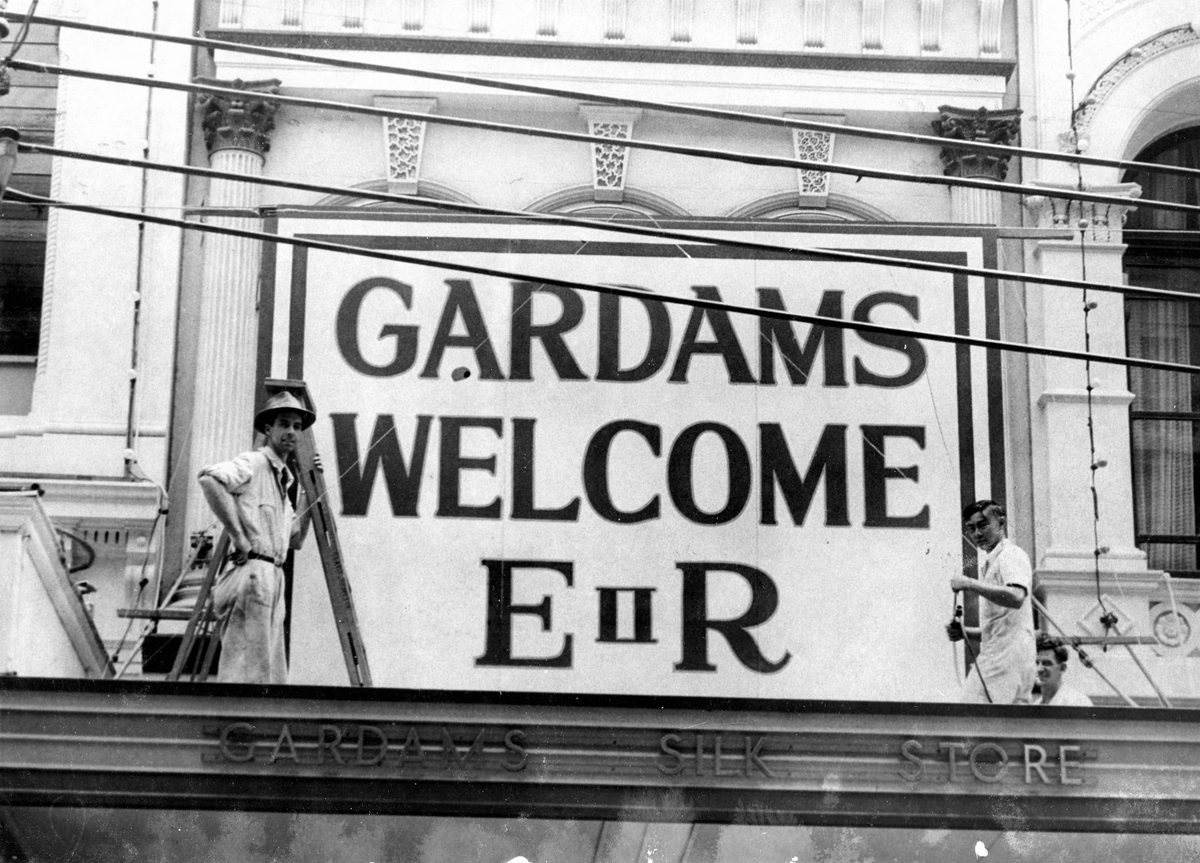 Gardams Silk Store in Queen Street, Brisbane, prepares for the visit of Queen Elizabeth II and Prince Philip in 1954