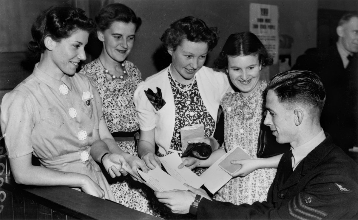 Women's Australian Air Force recruits obtaining leave passes, Brisbane, October 1941