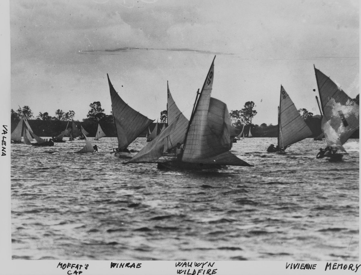 Interclub race with twelve footer skiffs on the Oxley course, 1930