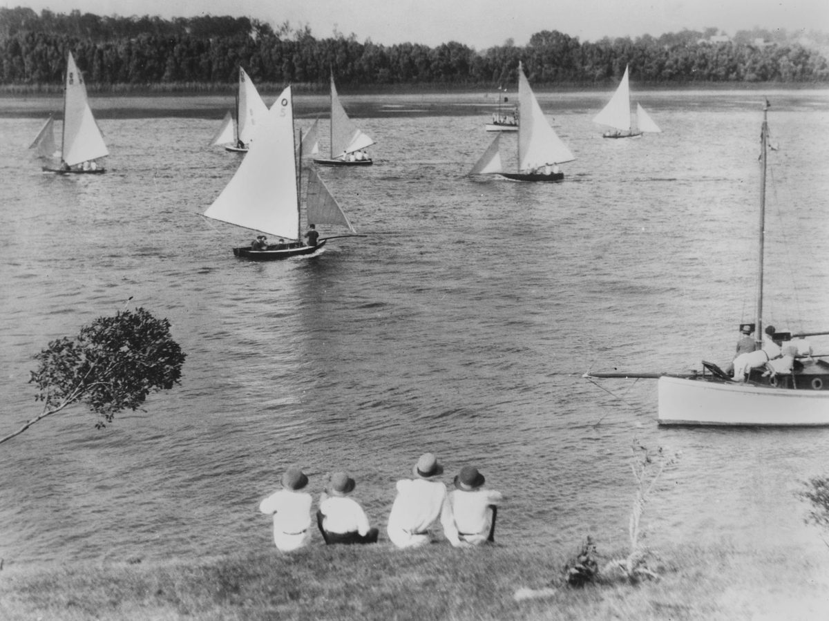 Sailing race during a hard westerly winds, 1931