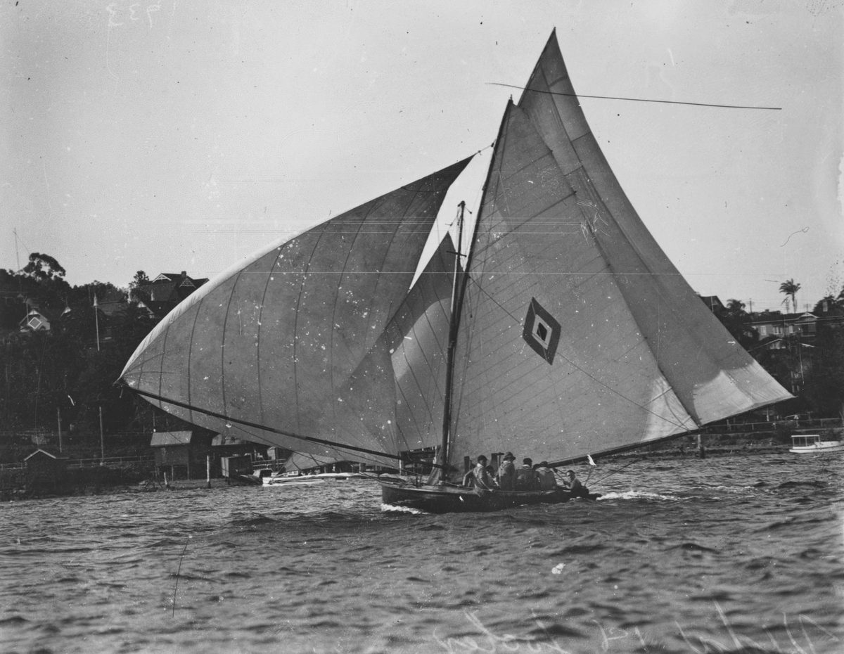 Vida in full sail on the Brisbane River, 1933