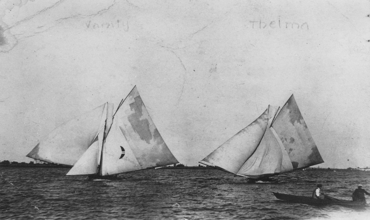 Vanity and Thelma sailing on Brisbane waters, 1918