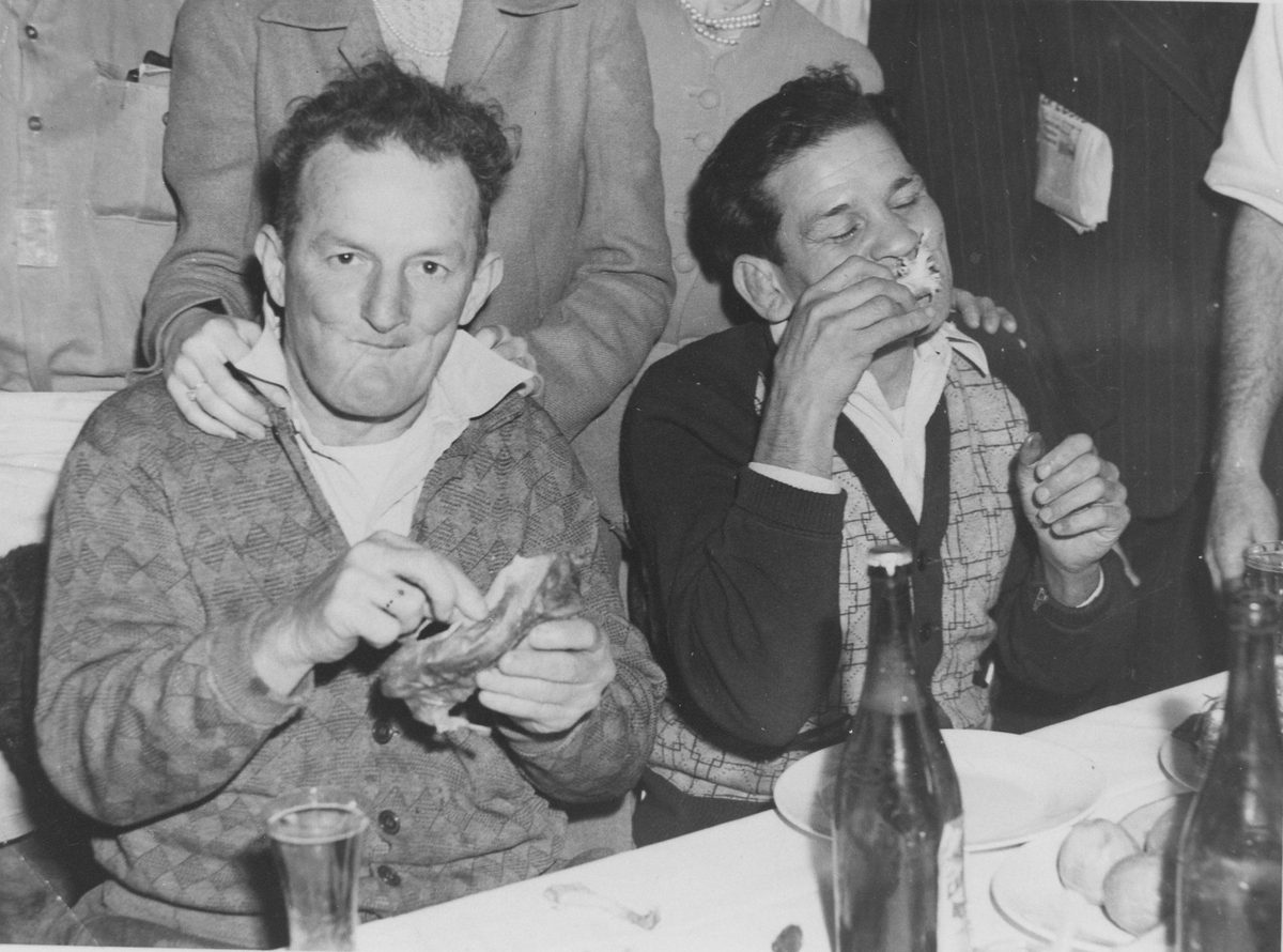 Wharfies enjoying a meal after release from jail for breaching Hanlon's anit-picketting Act, 1948