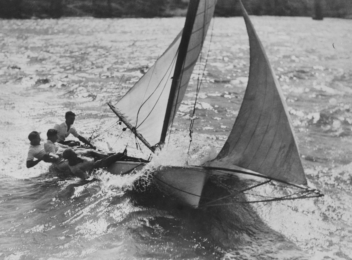 Si-Si sailed by L.D.M. Roberts a club champion, 1931