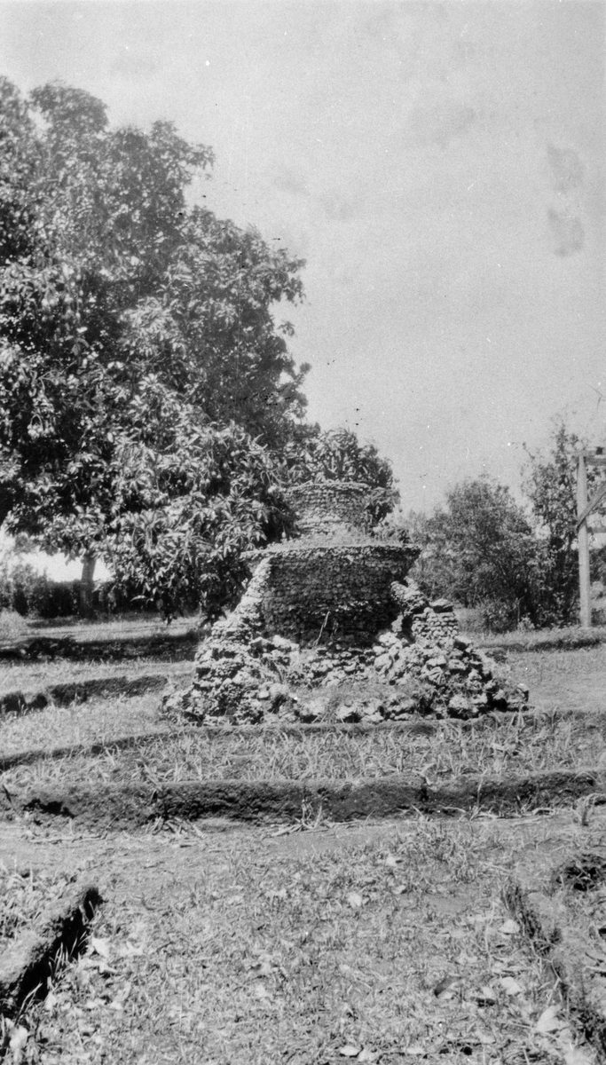 Ornate fountain on St. Helena Island, 1928