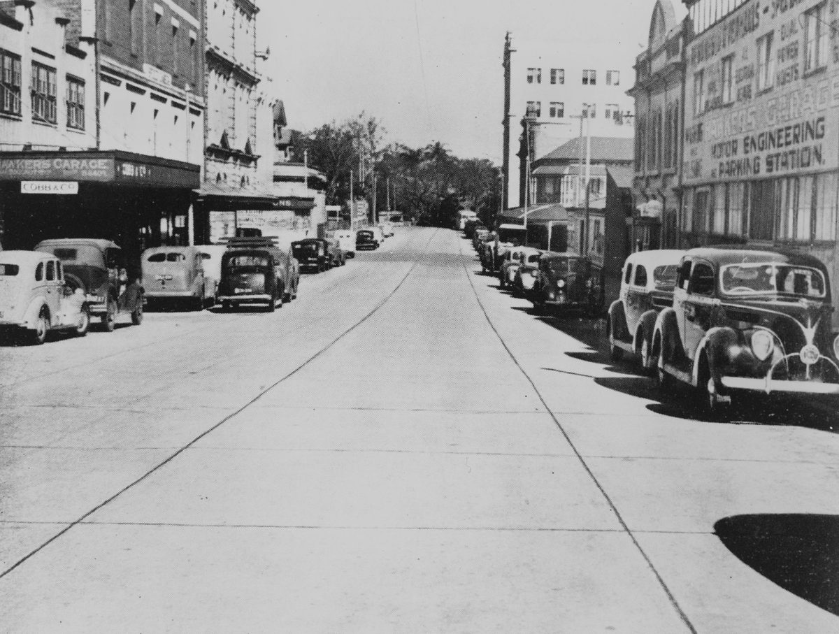 Looking down Edward Street, Brisbane, 1948