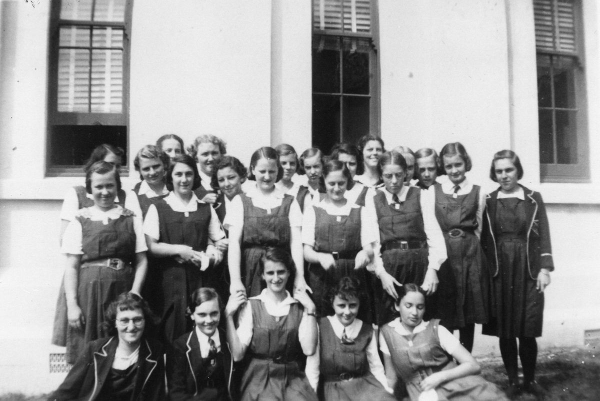 Pupils at Ipswich Girls' Grammar School, 1939
