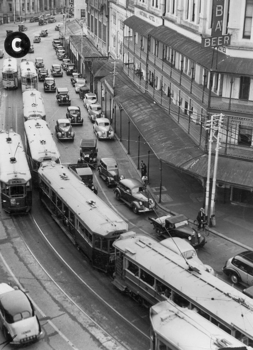 Traffic congestion on the corner of Queen Street and Adelaide Street, Brisbane, 1939