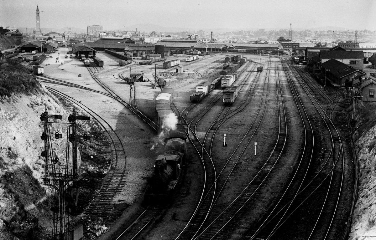 View of the Roma Street Railway Station in Brisbane, 1931