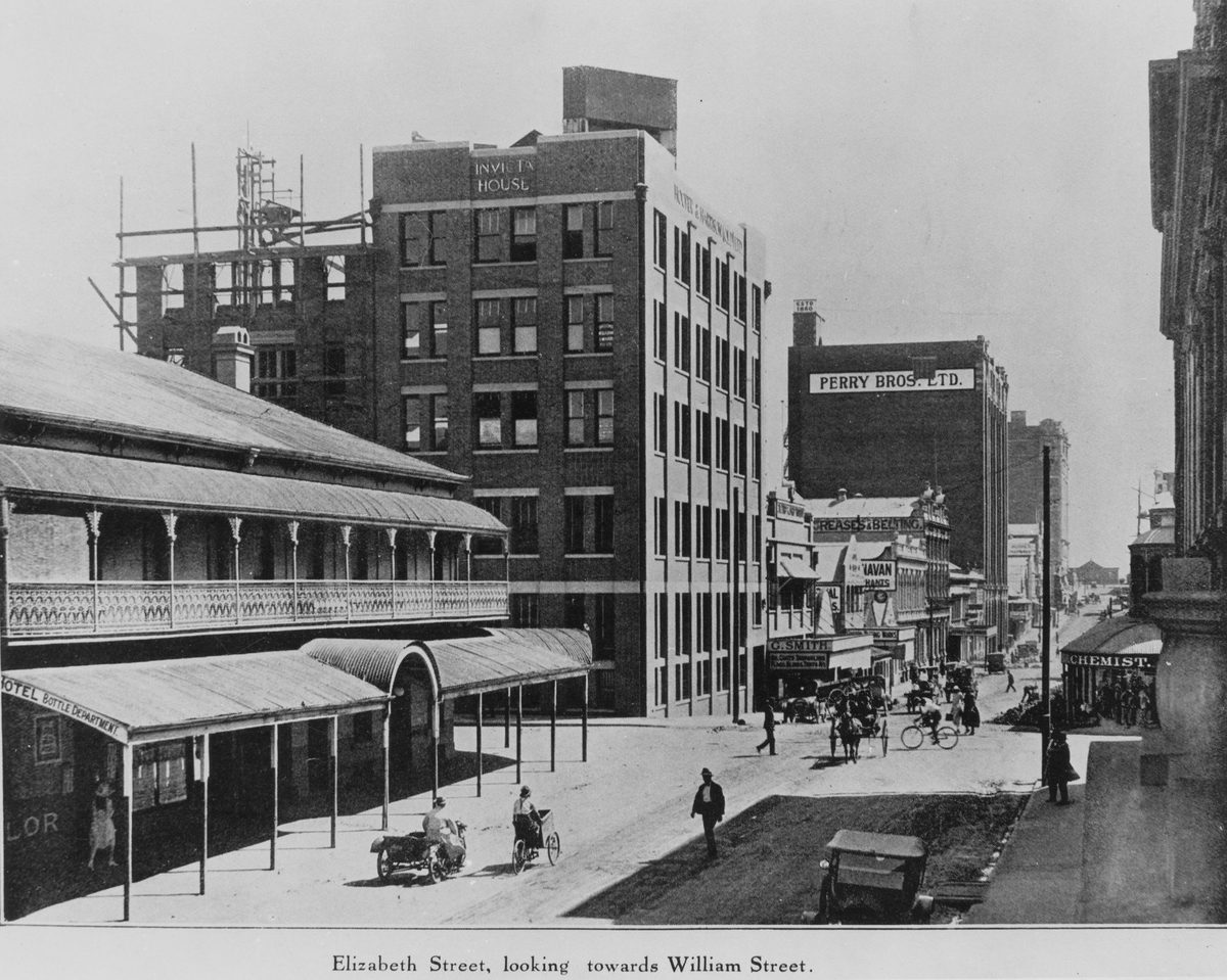 Elizabeth Street, looking towards William Street, Brisbane, 1924