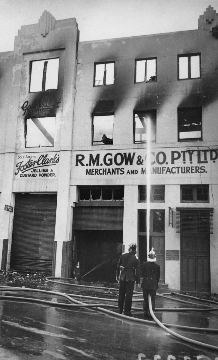 Fire R. M. Gow & Co's fire damaged building, Brisbane, 1942