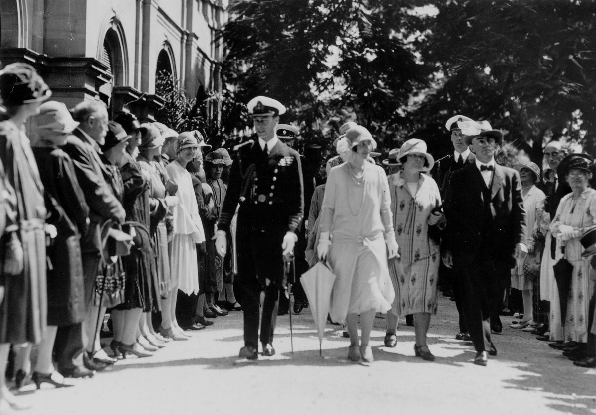 Duke and Duchess of York walking to the University from Parliament House, Brisbane, 1927