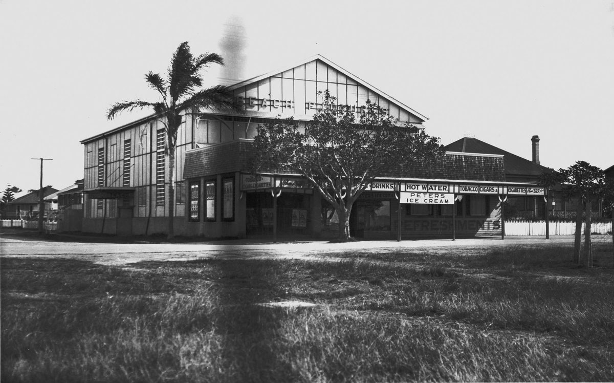 Beach Picture Theatre in Sandgate, 1929