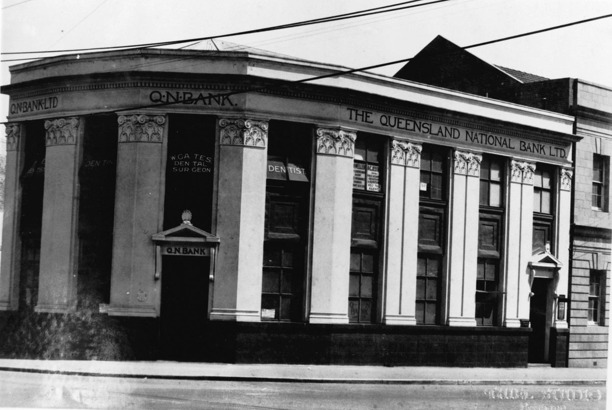 Queensland National Bank in South Brisbane, 1937