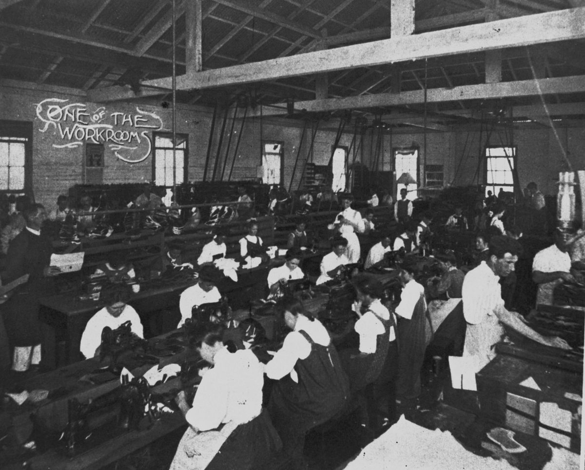 Interior of Bird Grave & Co. shoe factory at Milton, Brisbane, 1909