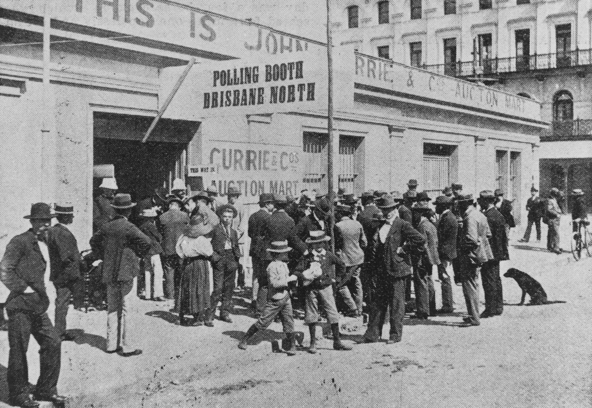 North Brisbane polling station on Referendum Day, Brisbane, 1899