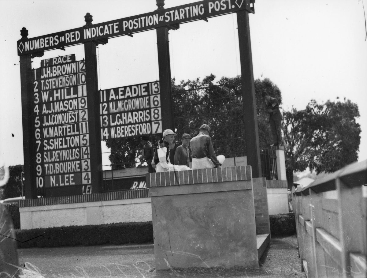 New jockey stand at the Doomben racetrack, Brisbane, 1938