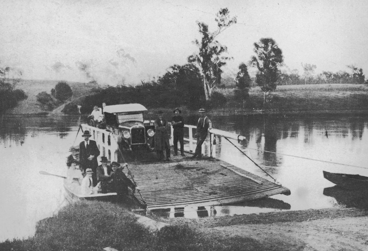 Crossing the Brisbane River on the Moggill Ferry, 1928