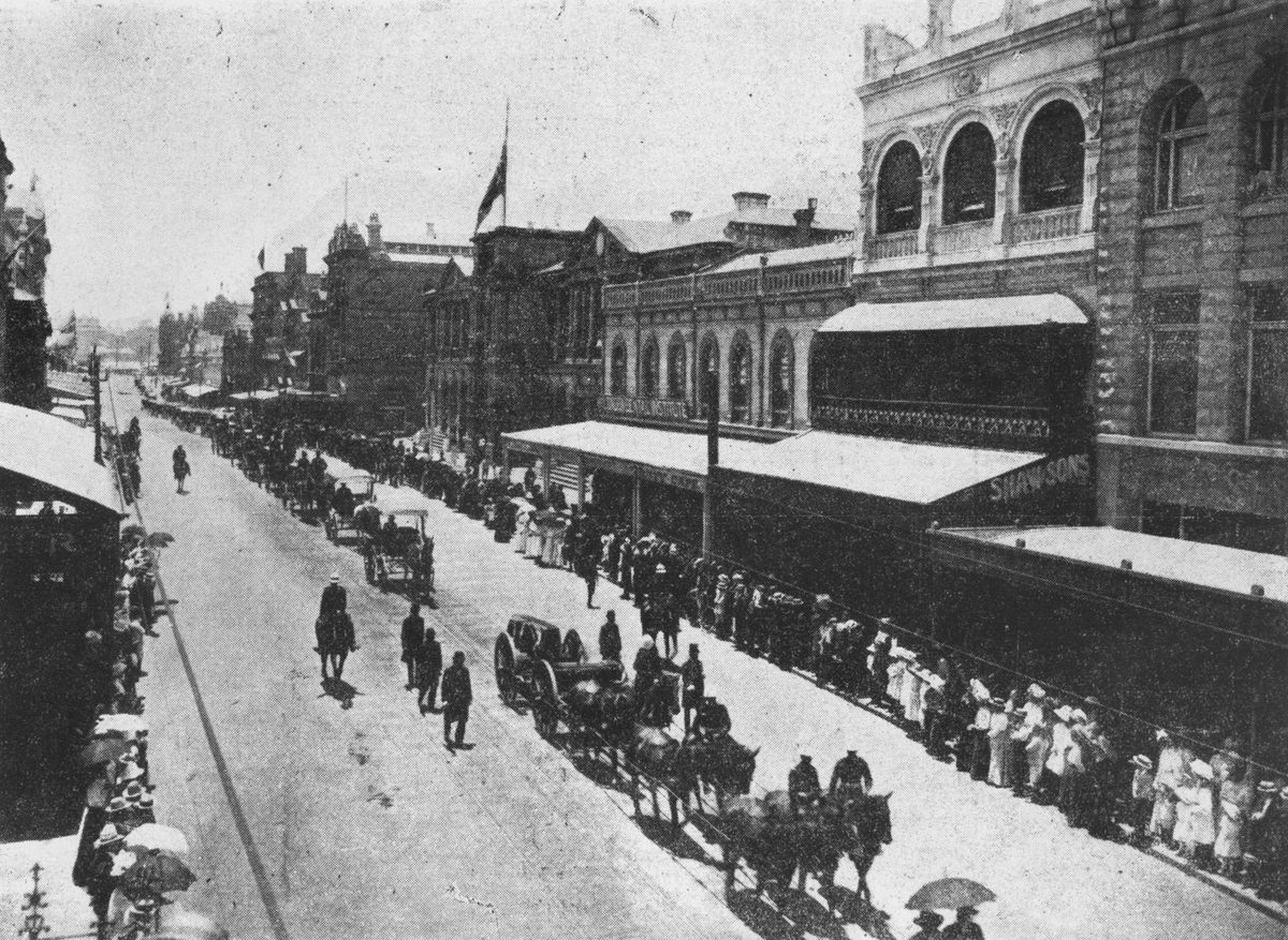 Funeral procession of the Honourable John Leahy, Brisbane, 1909
