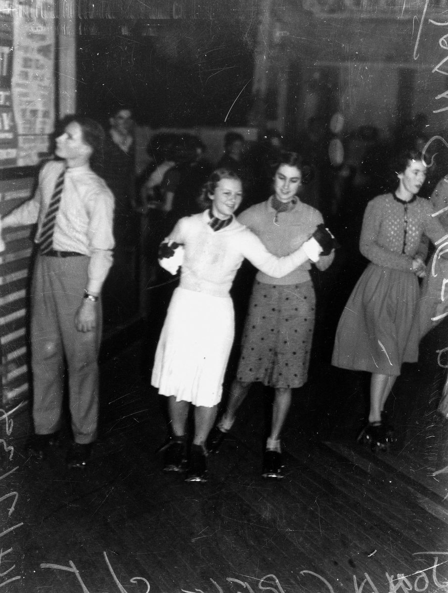 Roller skating at the Blue Moon rink in Brisbane, 1938