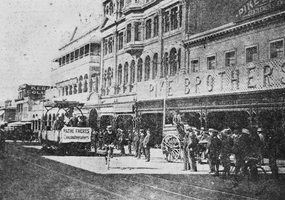 Special tram lent by Brisbane Tramways Company to Messrs Pathe Frere,1909