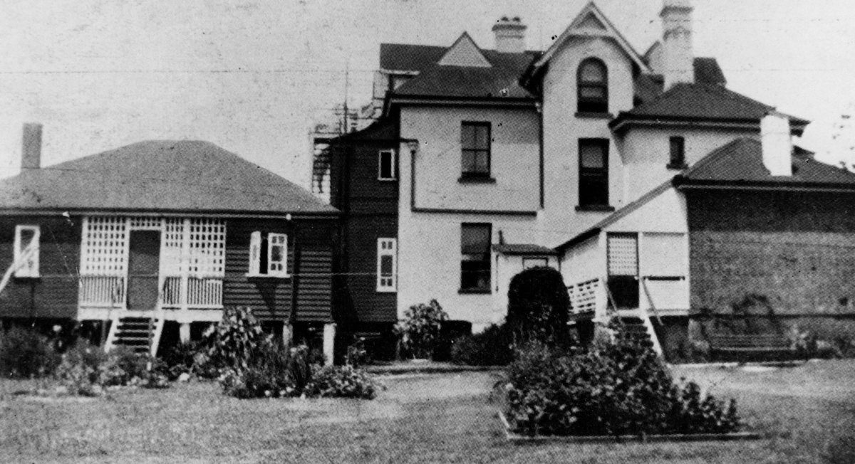 Rear view of Moana, a New Farm residence, 1932