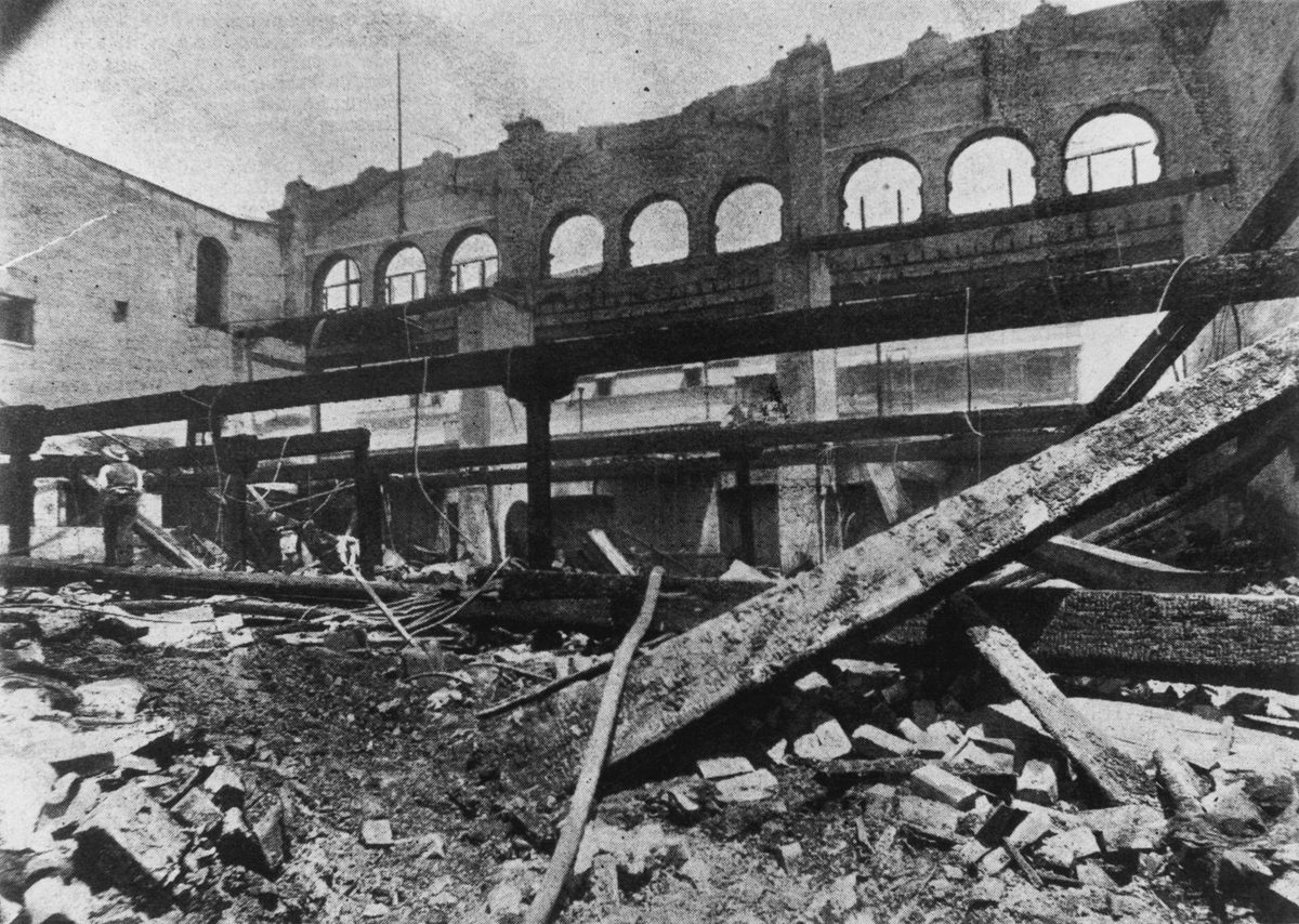 Fire-damaged Overell's Department Store in Fortitude Valley, 1904