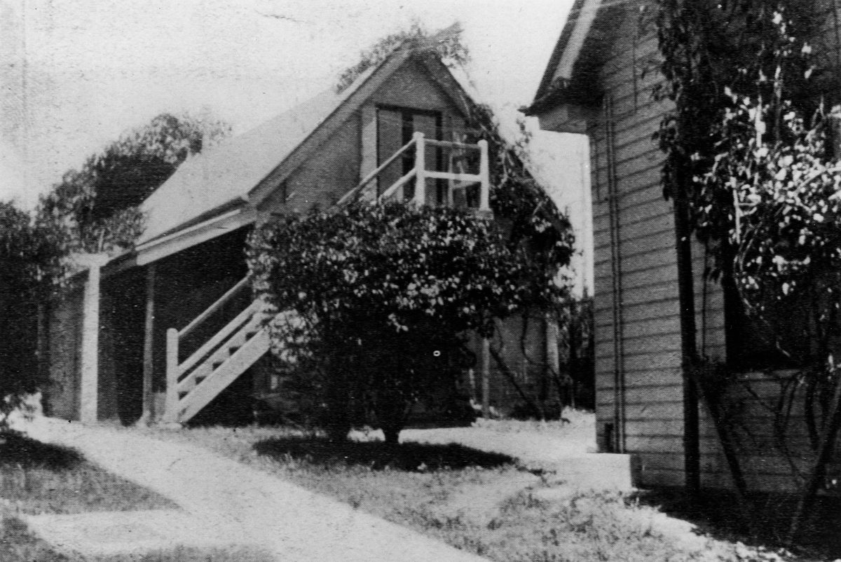 Original brick stables at Middenbury,Toowong, 1932