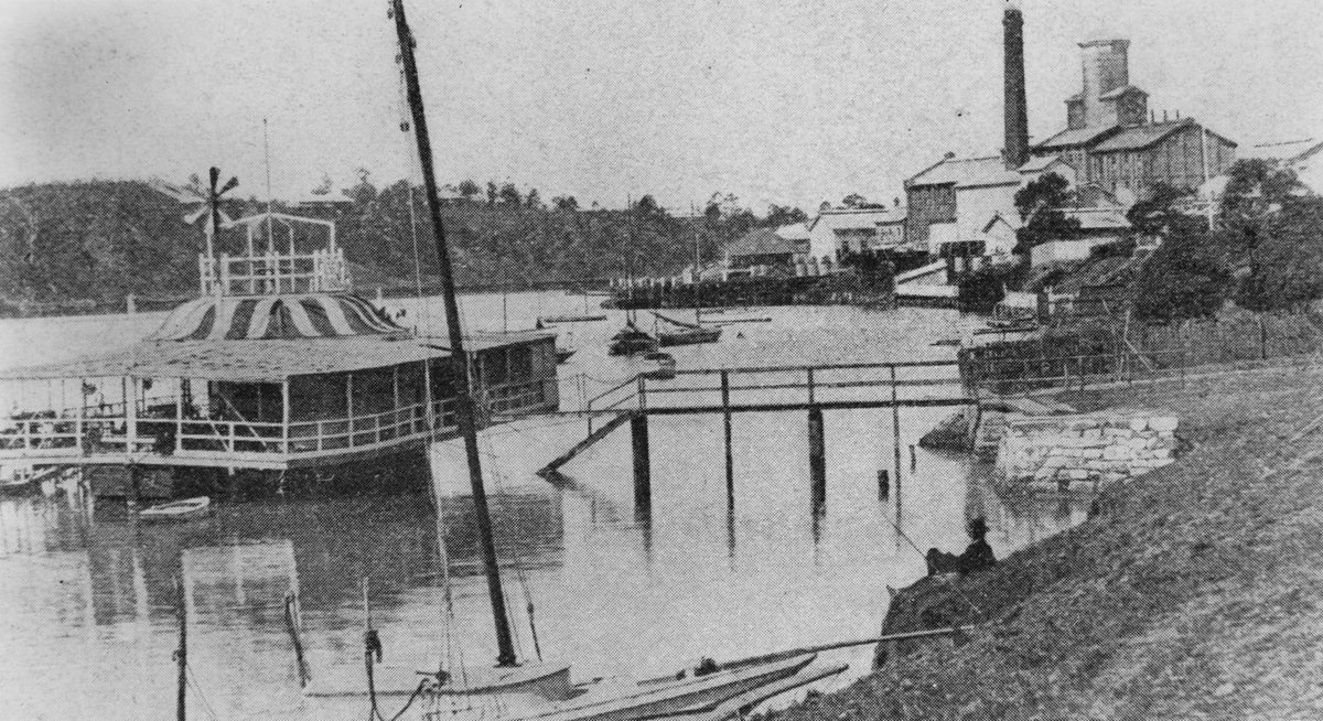 Hawthorne ferry on the Brisbane River, 1907