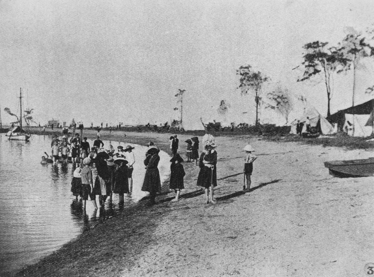 Newsboys' outing to Wellington Point, Queensland, 1906