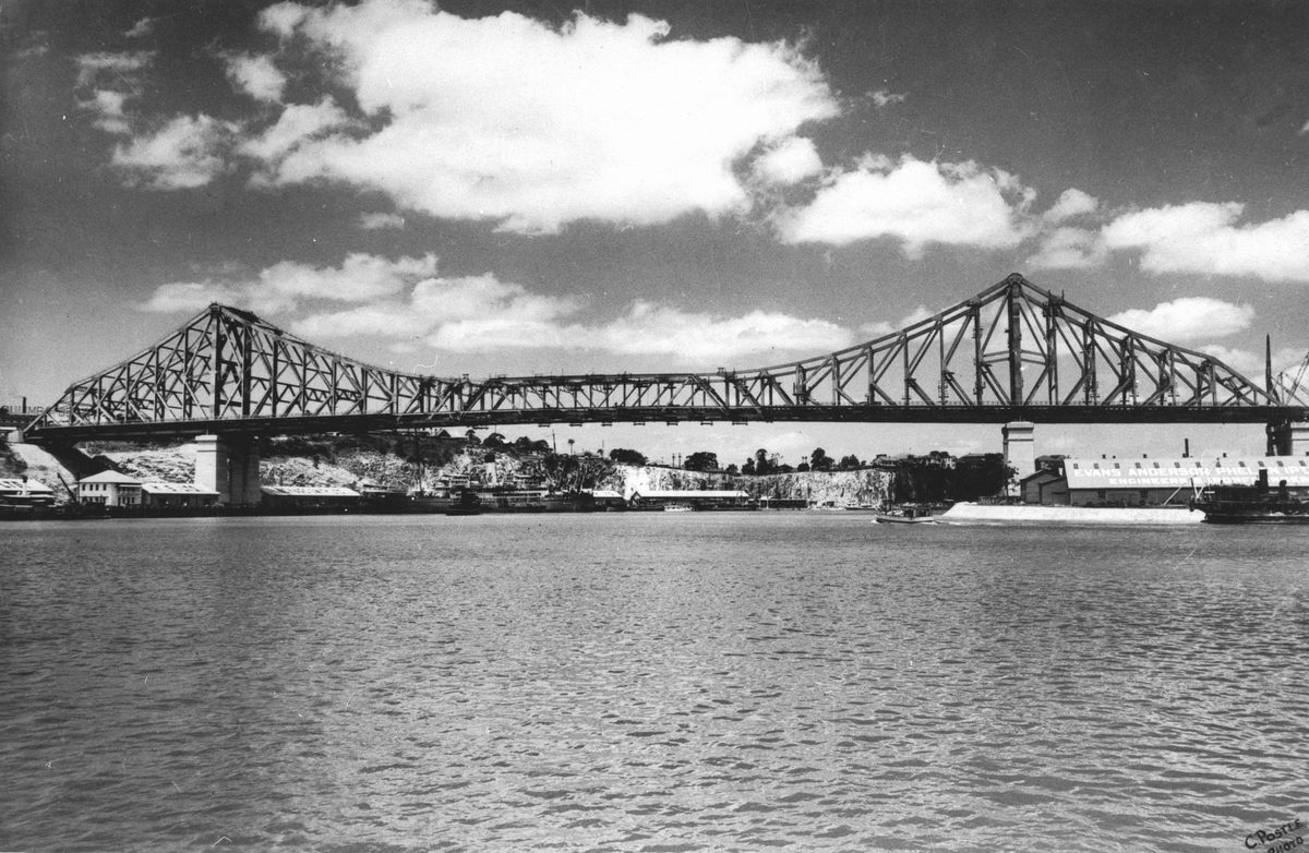 Brisbane's Story Bridge, 1940