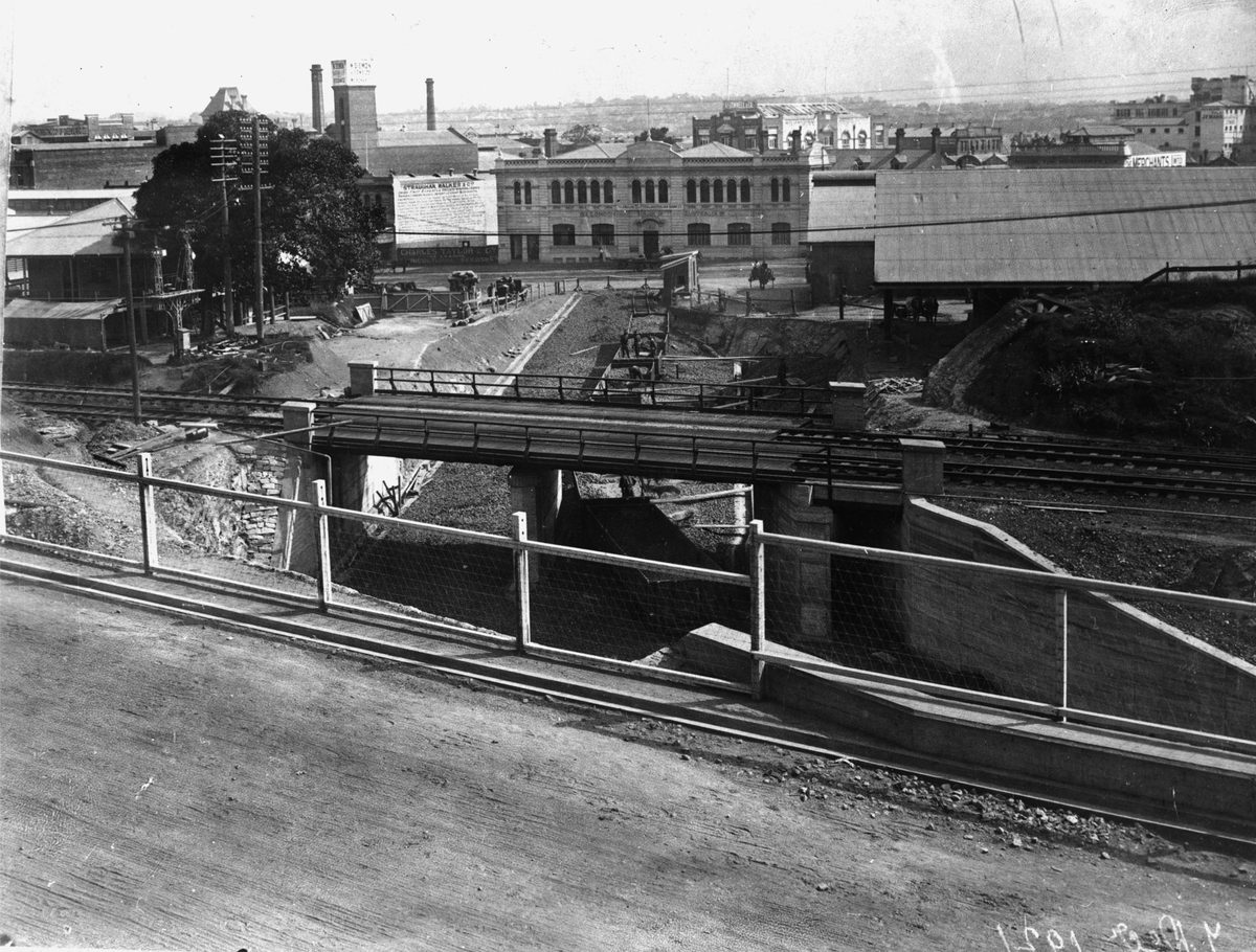 View of the Roma Street Railway Station, Brisbane, 1921