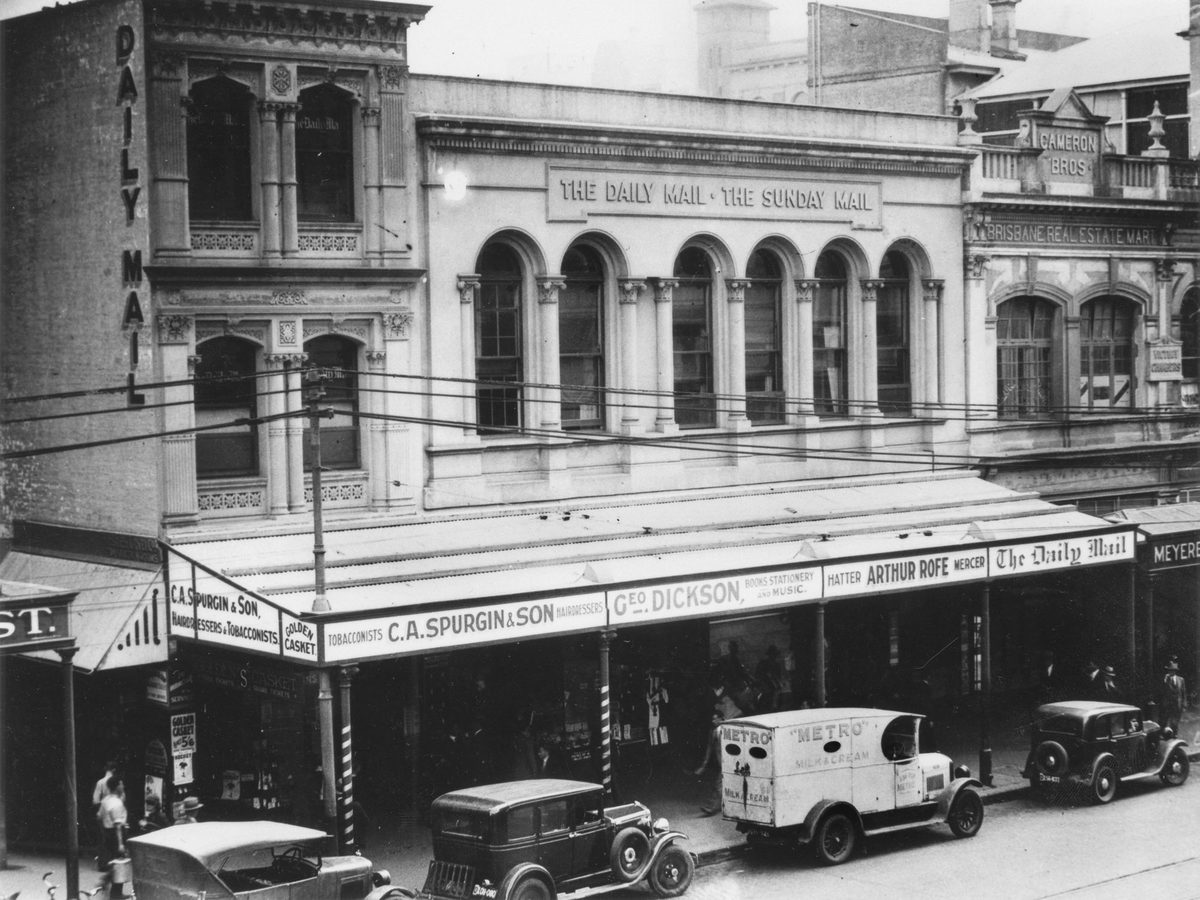 Daily Mail newspaper building in Queen Street, Brisbane, 1933