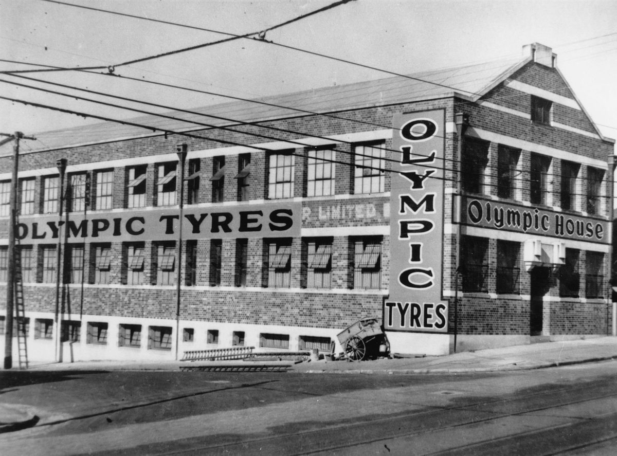 Olympic House on the corner of Brunswick and Arthur Streets, Fortitude Valley, 1938