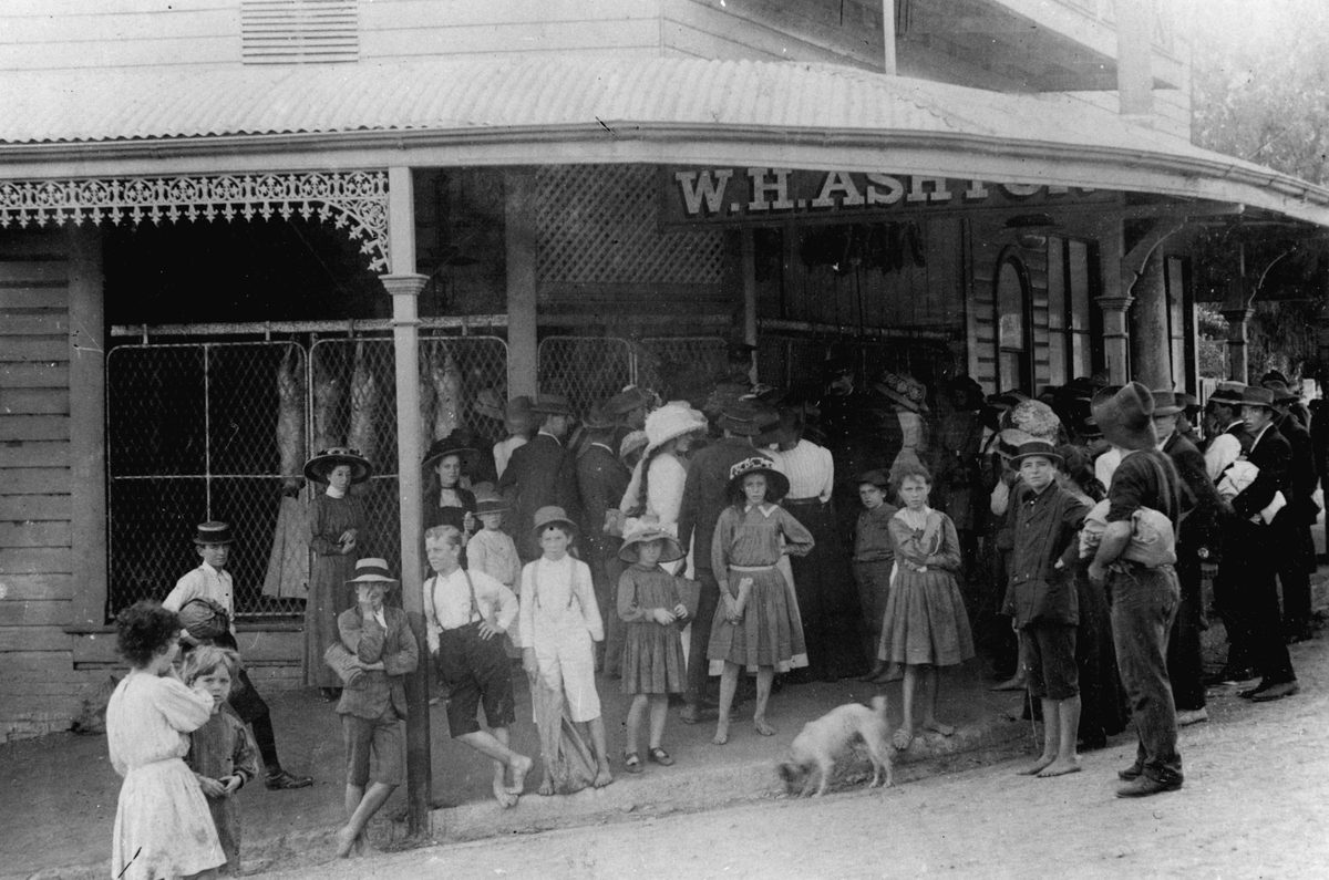 Police guarding W. H. Ashton's butcher shop during the 1912 General Strike, Brisbane