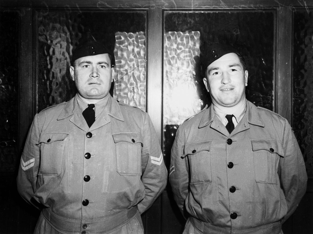 Airforce policemen and boxers, pictured in their Airforce uniforms, Brisbane, 1945