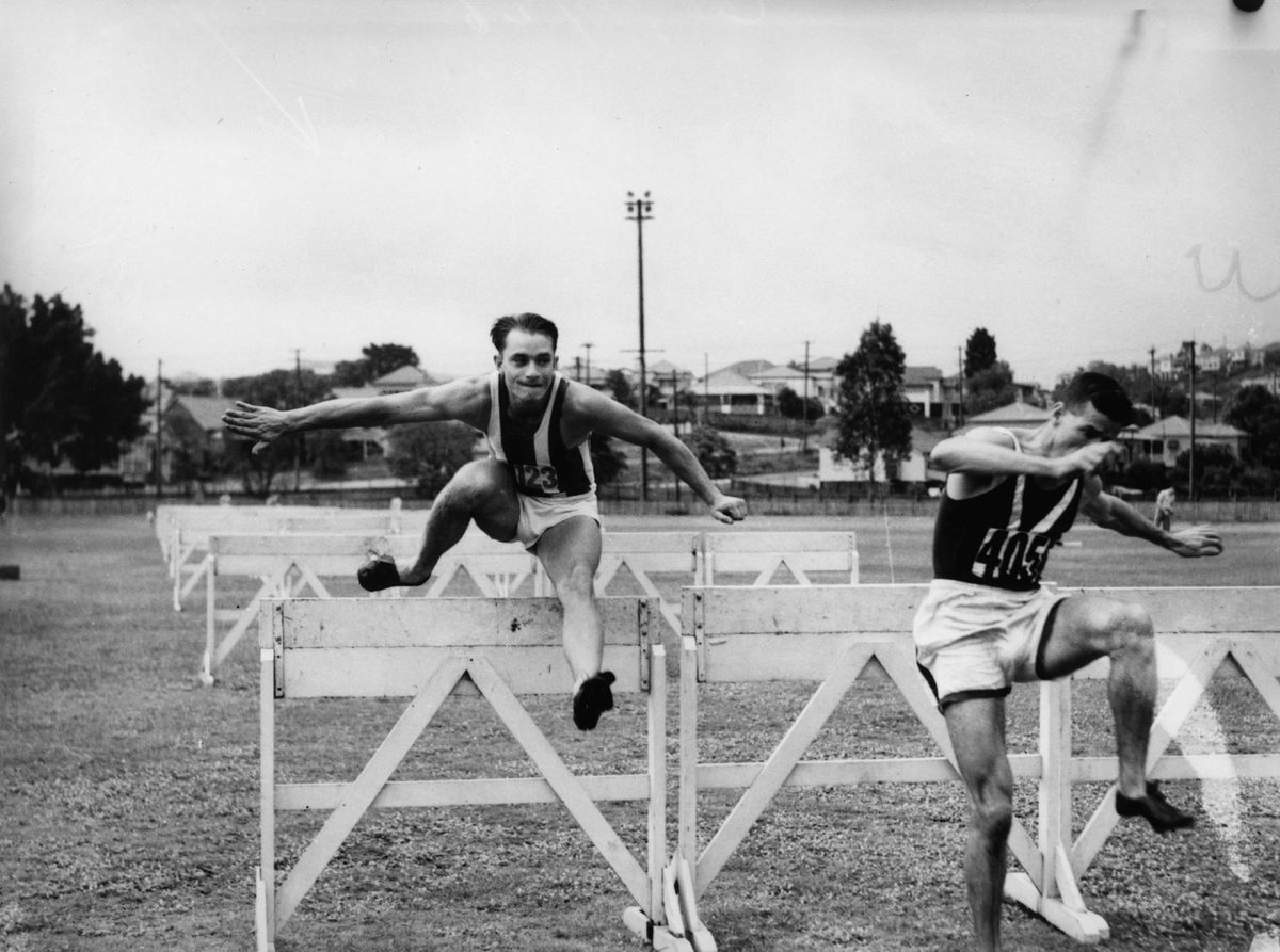Athletics competition in Brisbane, 1940