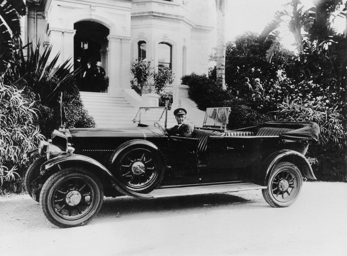 Crossley car used during the 1927 Royal Visit, waiting at Government House, Brisbane