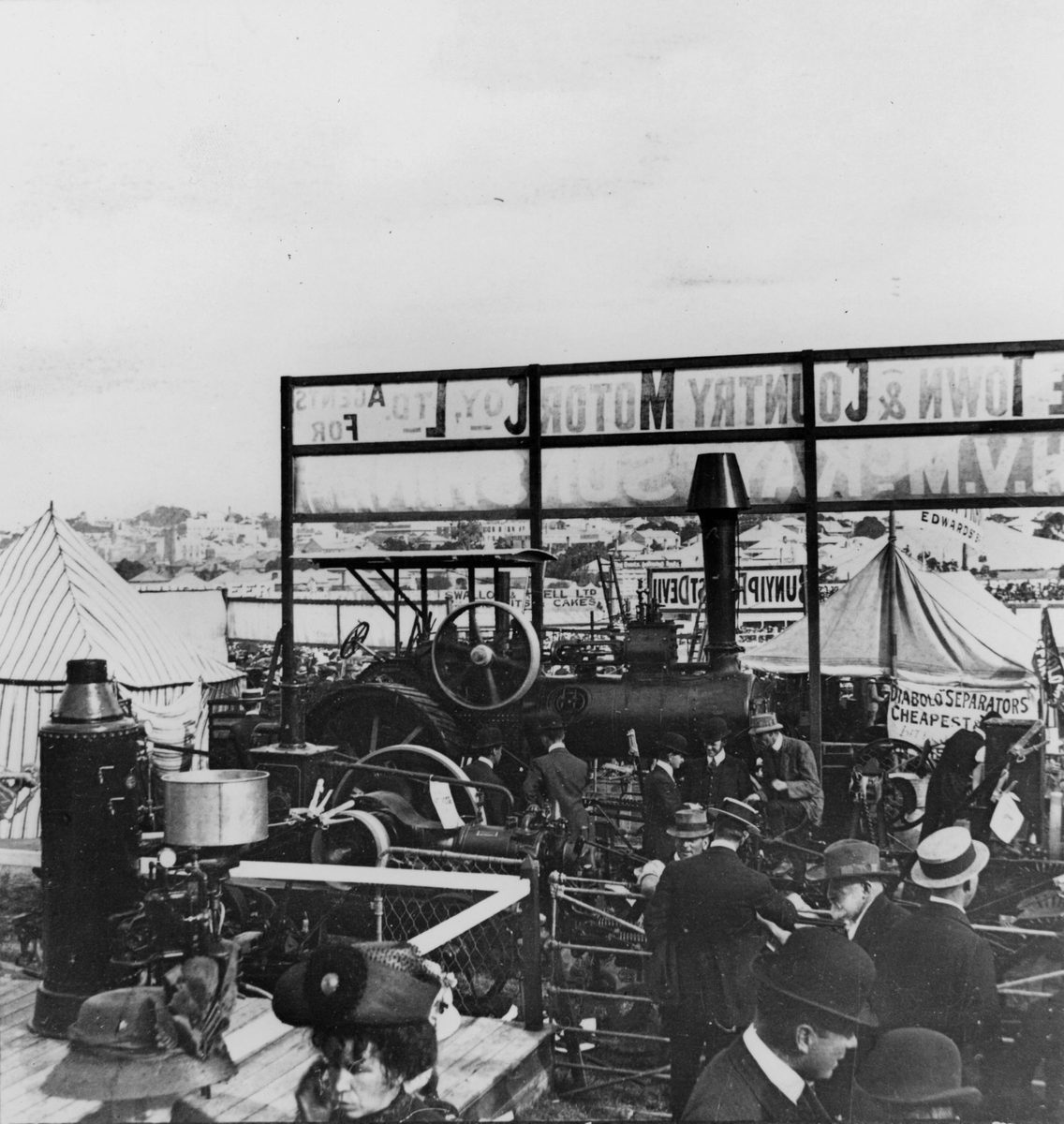 Exhibit of combustion engines, traction engines and cream separators at the Brisbane Exhibition, 1911