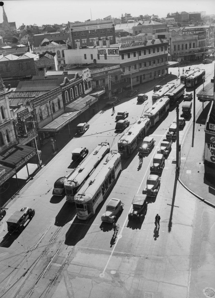 Street scene in Brisbane, 1939